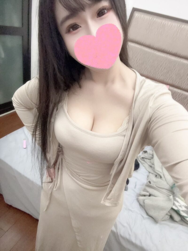 西門 小塔🇹🇼  台妹