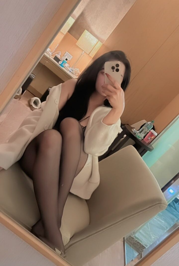 西門 妃妃🇹🇼台妹